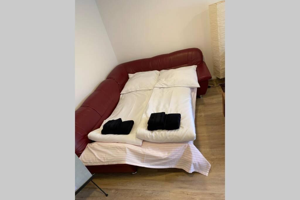 Schoene Wohnung Mit Garten Beim Outletcenter 5 Km Boostedt Exterior foto
