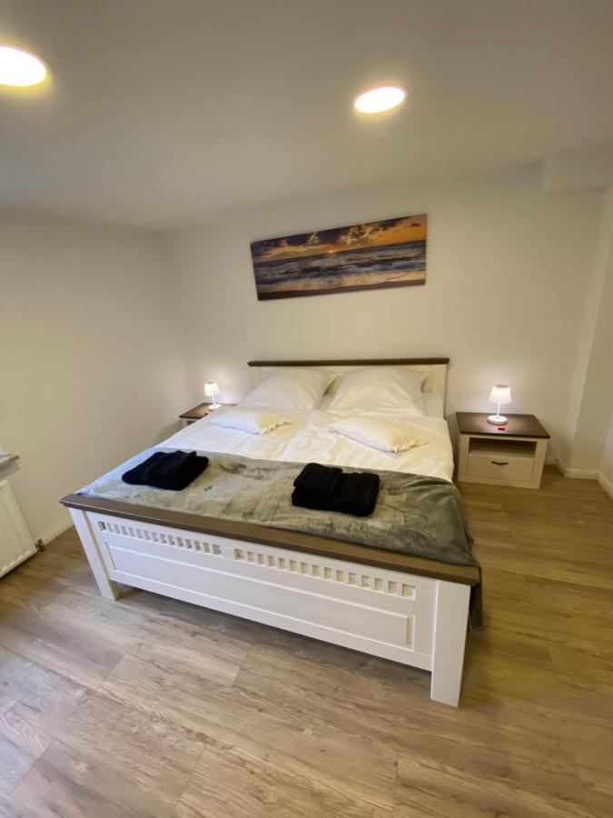 Schoene Wohnung Mit Garten Beim Outletcenter 5 Km Boostedt Exterior foto