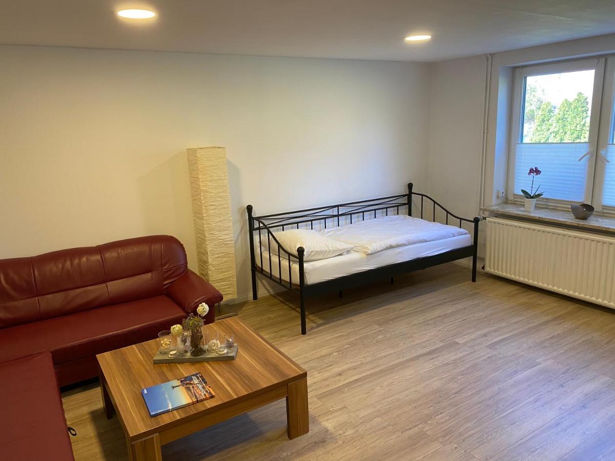 Schoene Wohnung Mit Garten Beim Outletcenter 5 Km Boostedt Exterior foto